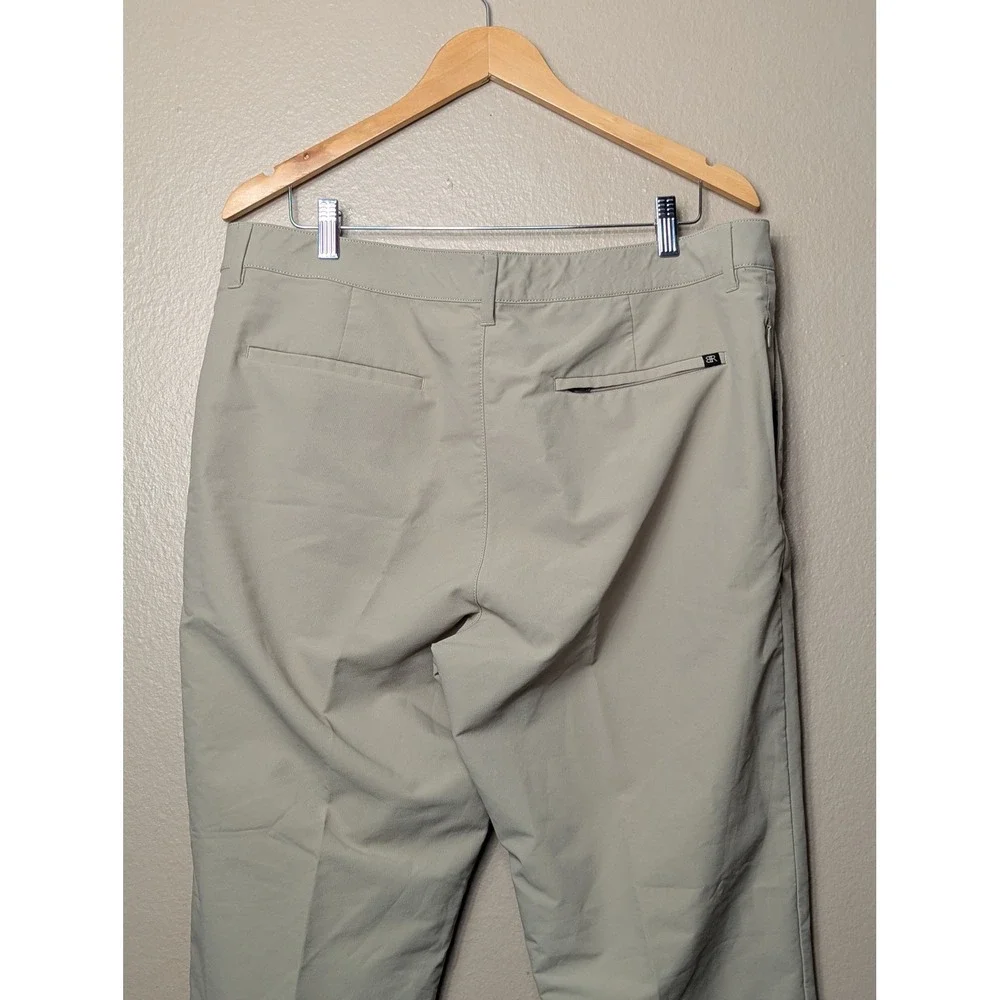 Banana Republic Chino Pants Mens 36x32 Khaki Trousers Straight Fit Casual Work